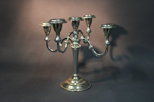 5-haarainen metallinen kynttilänjalka, hopeanvärinen, klassinen malli