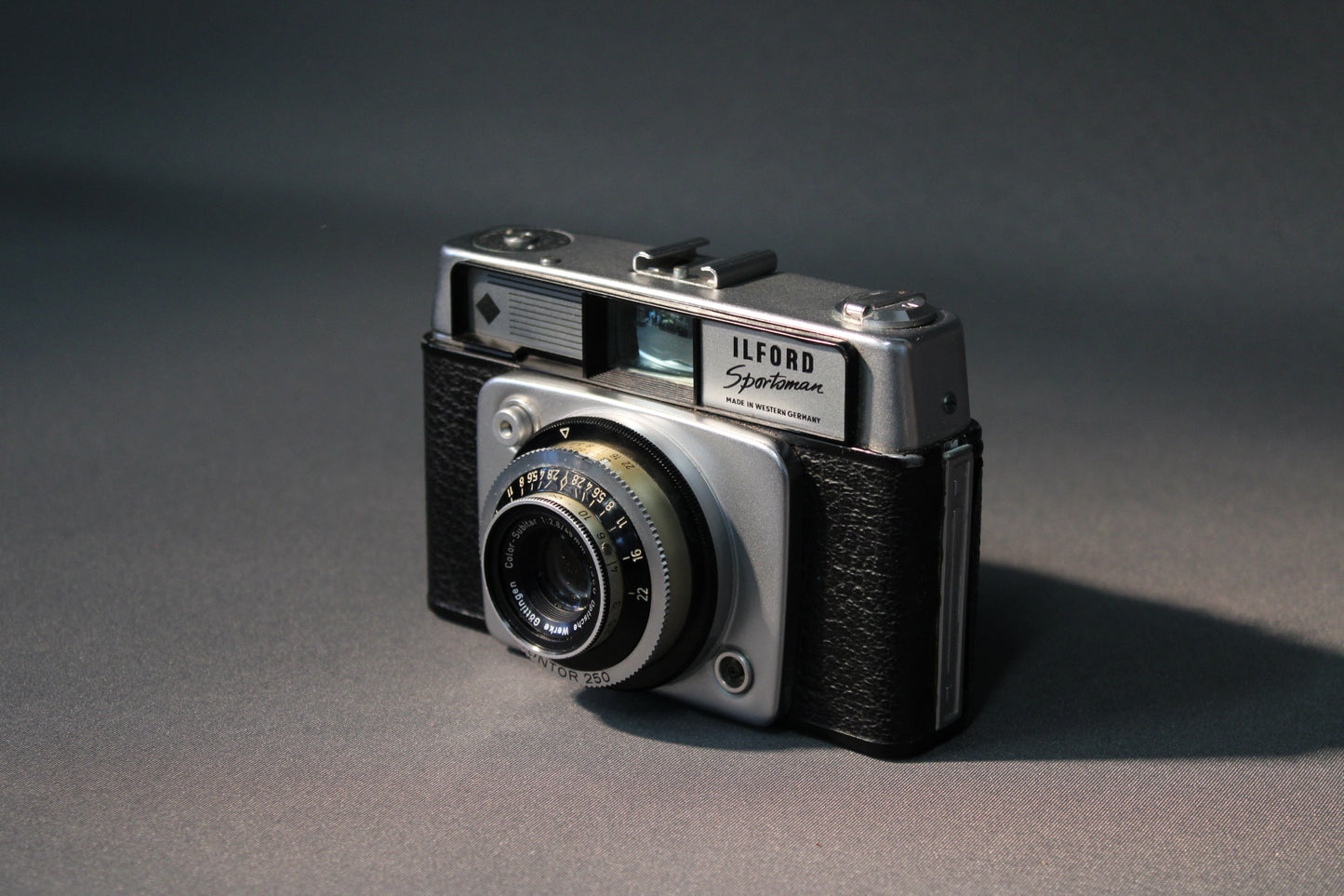 Ilford Sportman – vintage 35mm filmikamera, Länsi-Saksa 1960-luku
