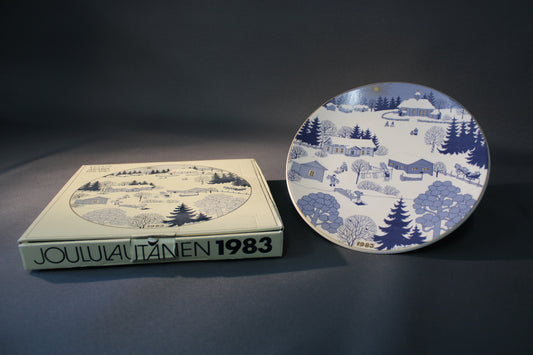 Arabia joululautanen 1983 – Raija Uosikkinen, alkuperäinen laatikko