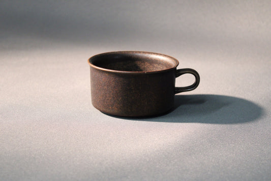 Arabia Ruska teekuppi – Ulla Procopé