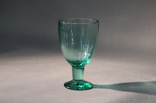 Iittala Verna viinilasi 22 cl, vaaleanvihreä, Kerttu Nurminen