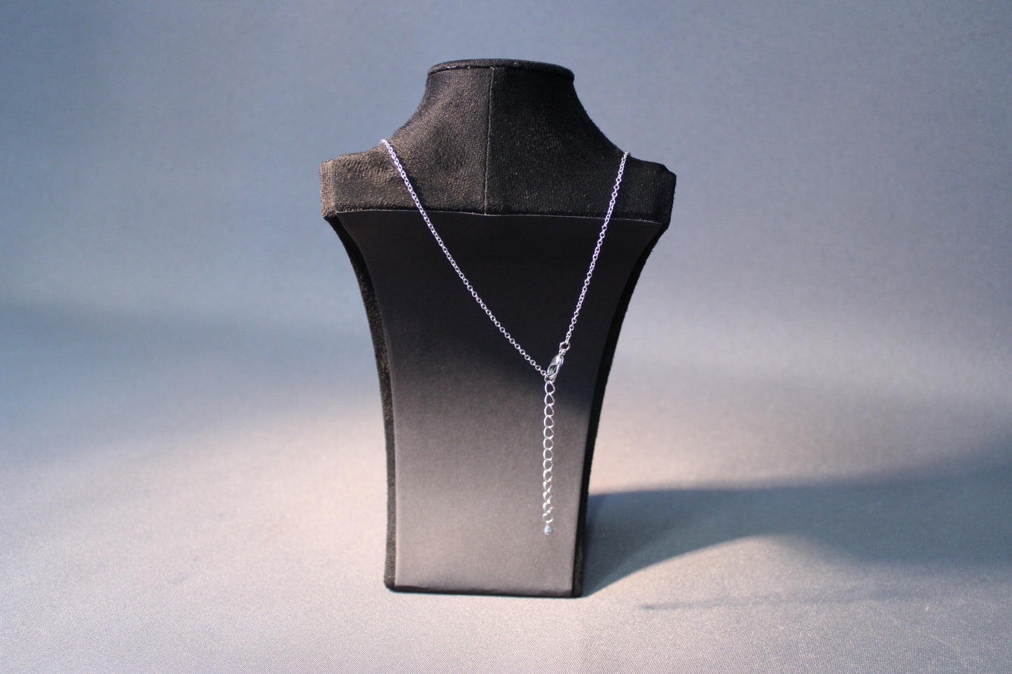 Kaulakoru takaa, säädettävä ketju