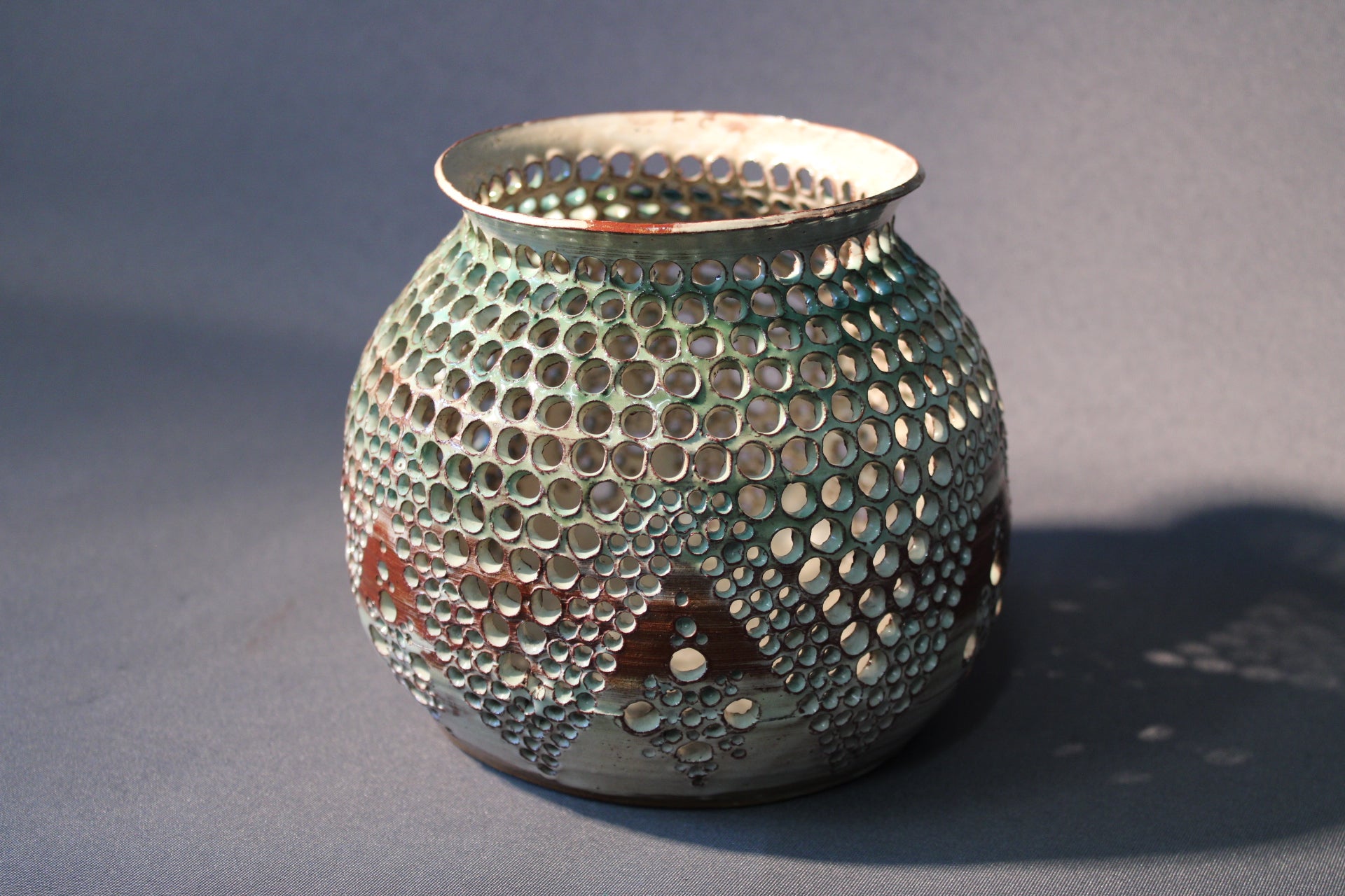 Keraaminen tuikkulyhty, Sisko Sutinen Juuka