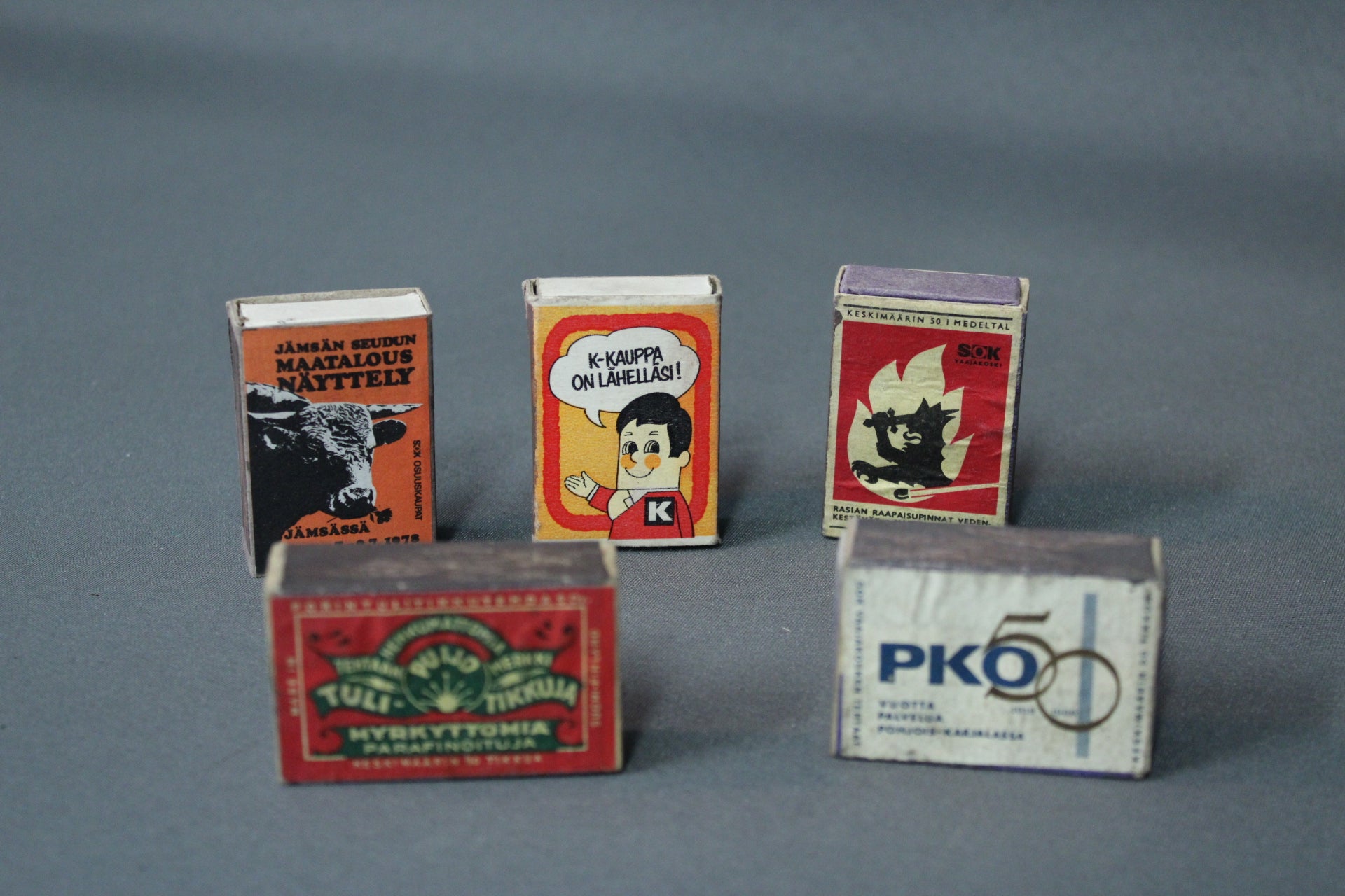 Vanhoja suomalaisia tulitikkuaskeja 5 kpl setti