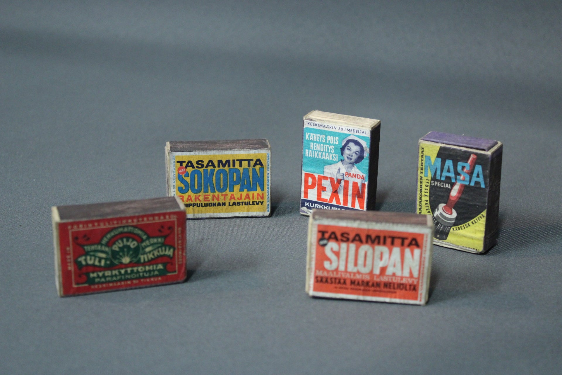 Vanhoja suomalaisia tulitikkuaskeja 5 kpl setti