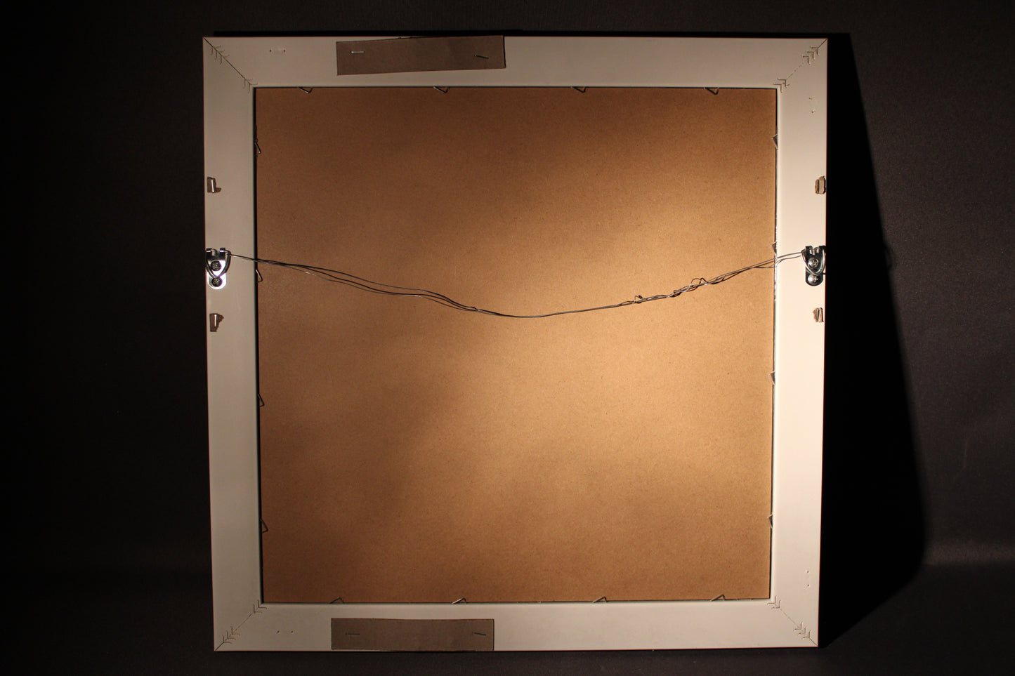 peilin takaosa kiinnitys seinälle