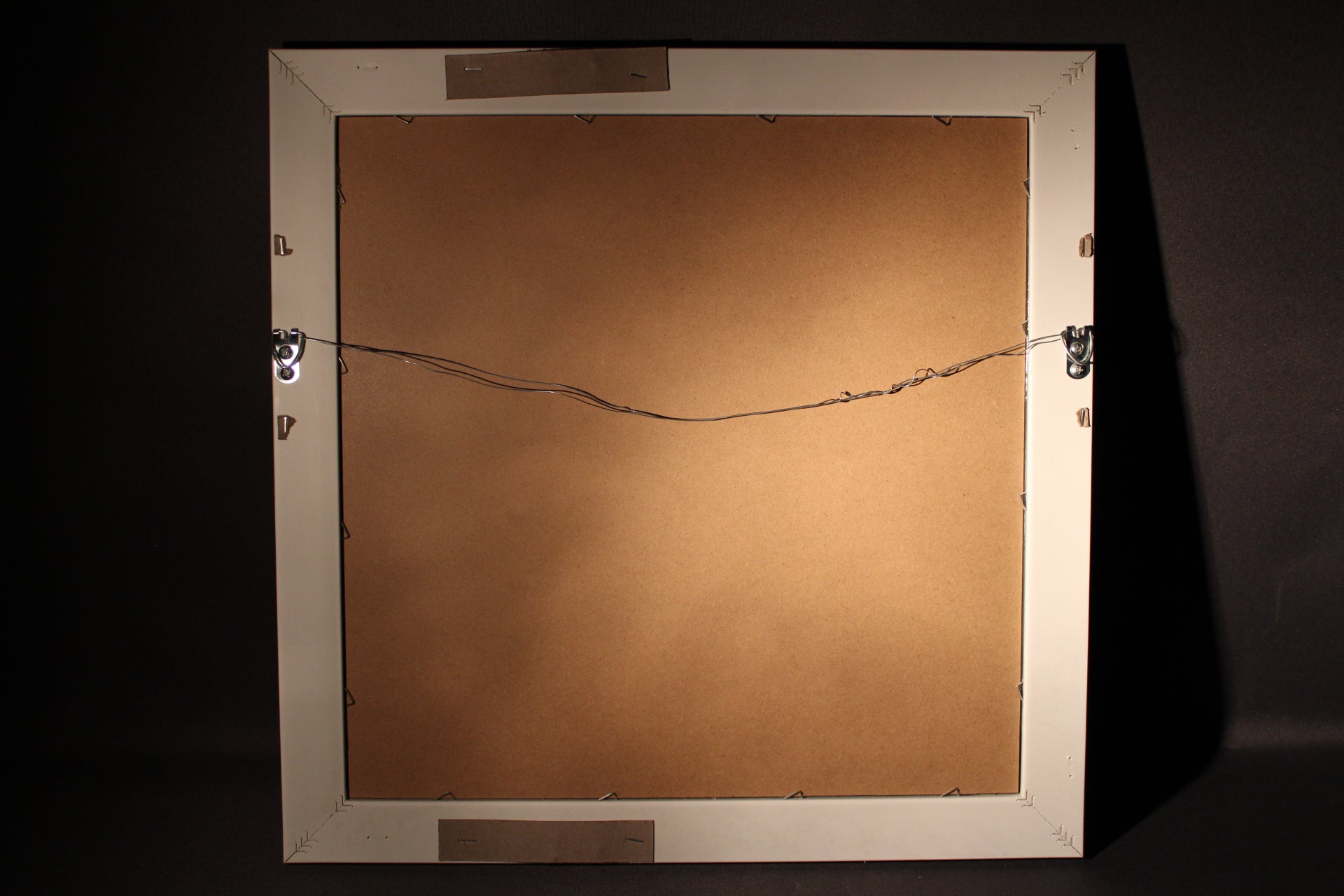 peilin takaosa kiinnitys seinälle