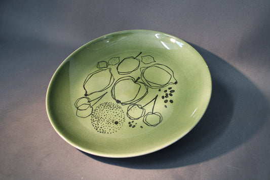 Suuri Arabia Graffito -lautanen ylhäältä kuvattuna, 1960-luvun design