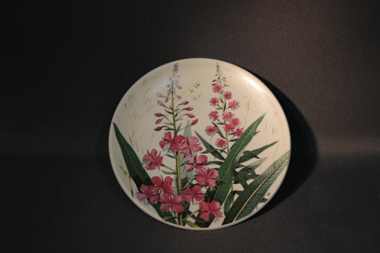 Arabia Maakuntakukka Maitohorsma seinälautanen, Kirsti Brandt, suomalainen posliini