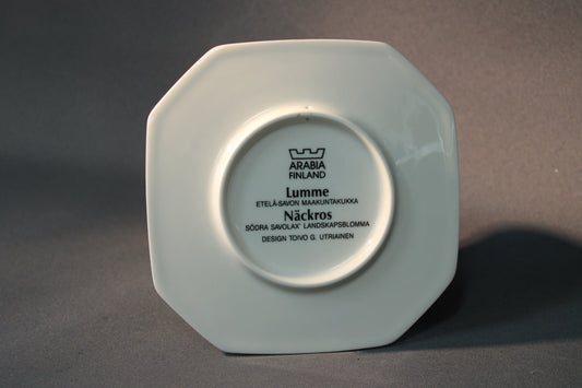 Arabia seinälautasen pohjamerkintä Lumme, Toivo G. Utriainen, Arabia Finland