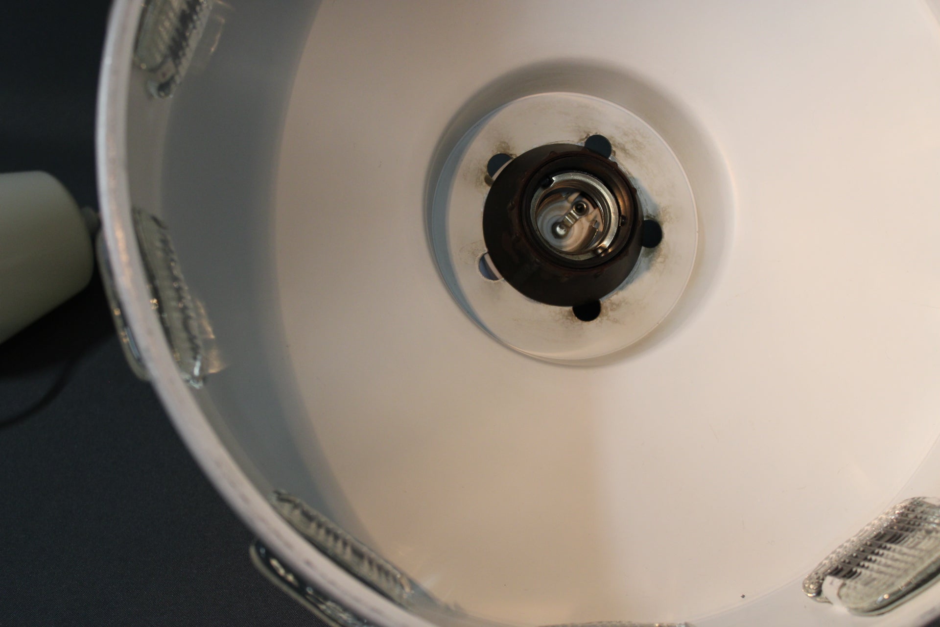 Boda riippuvalaisimen harjattu alumiinirunko, skandinaavinen vintage valaisin