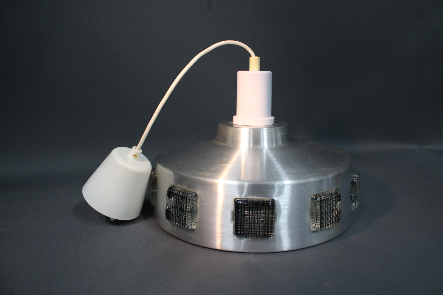 Boda riippuvalaisimen kattokuppi ja alkuperäinen johto, ruotsalainen designvalaisin