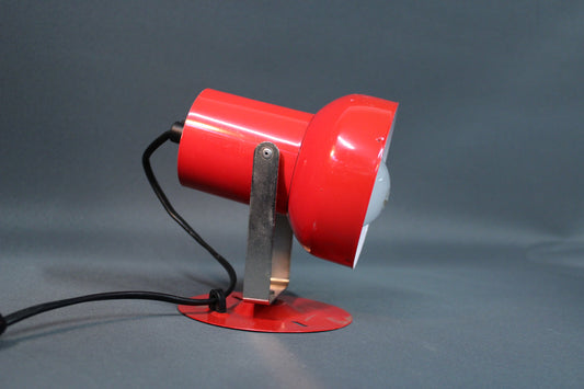 Lival seinävalaisin punainen metallivalaisin, 1970-luku