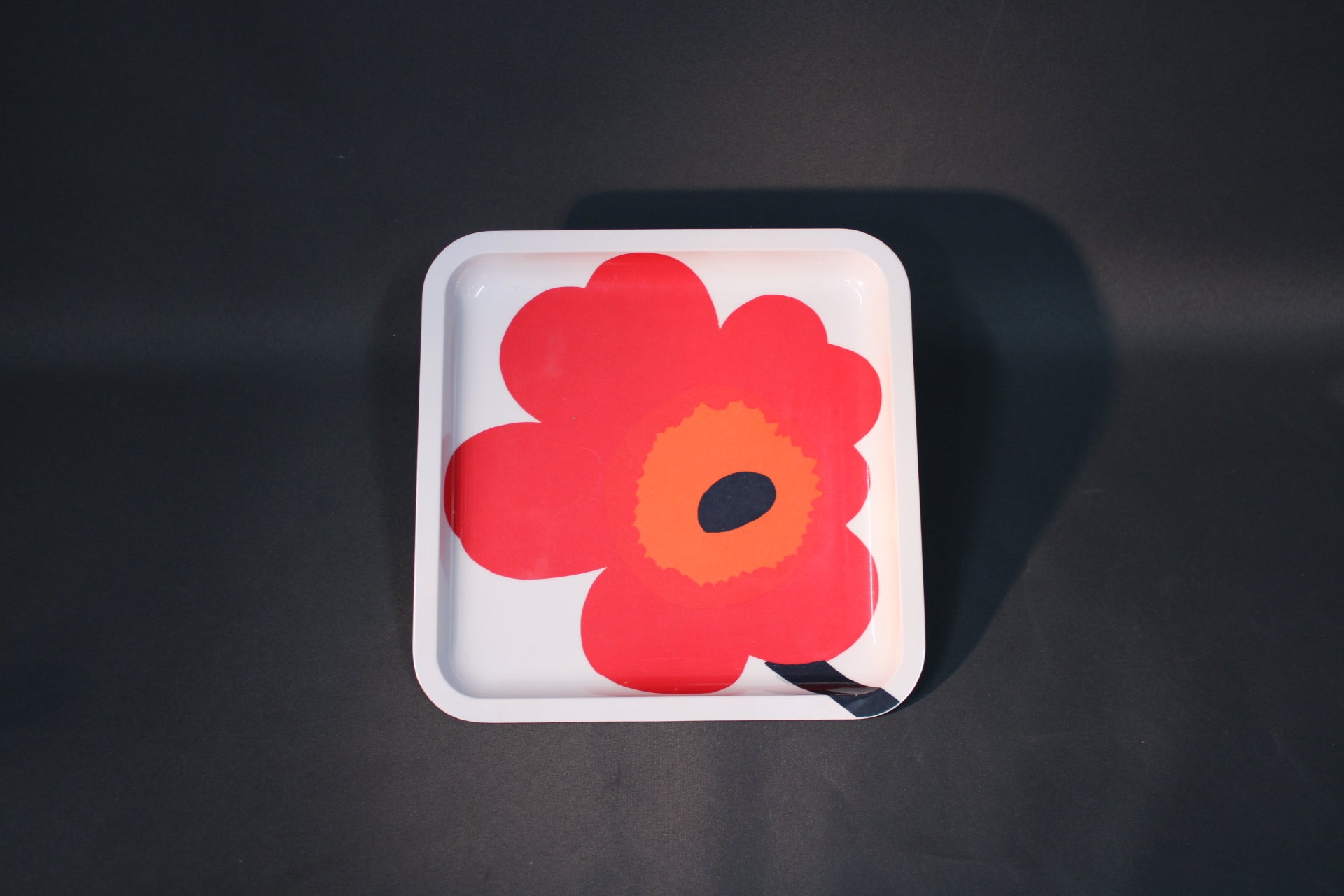 Marimekko Unikko メラミン製サービングプレート 赤 | Wintti