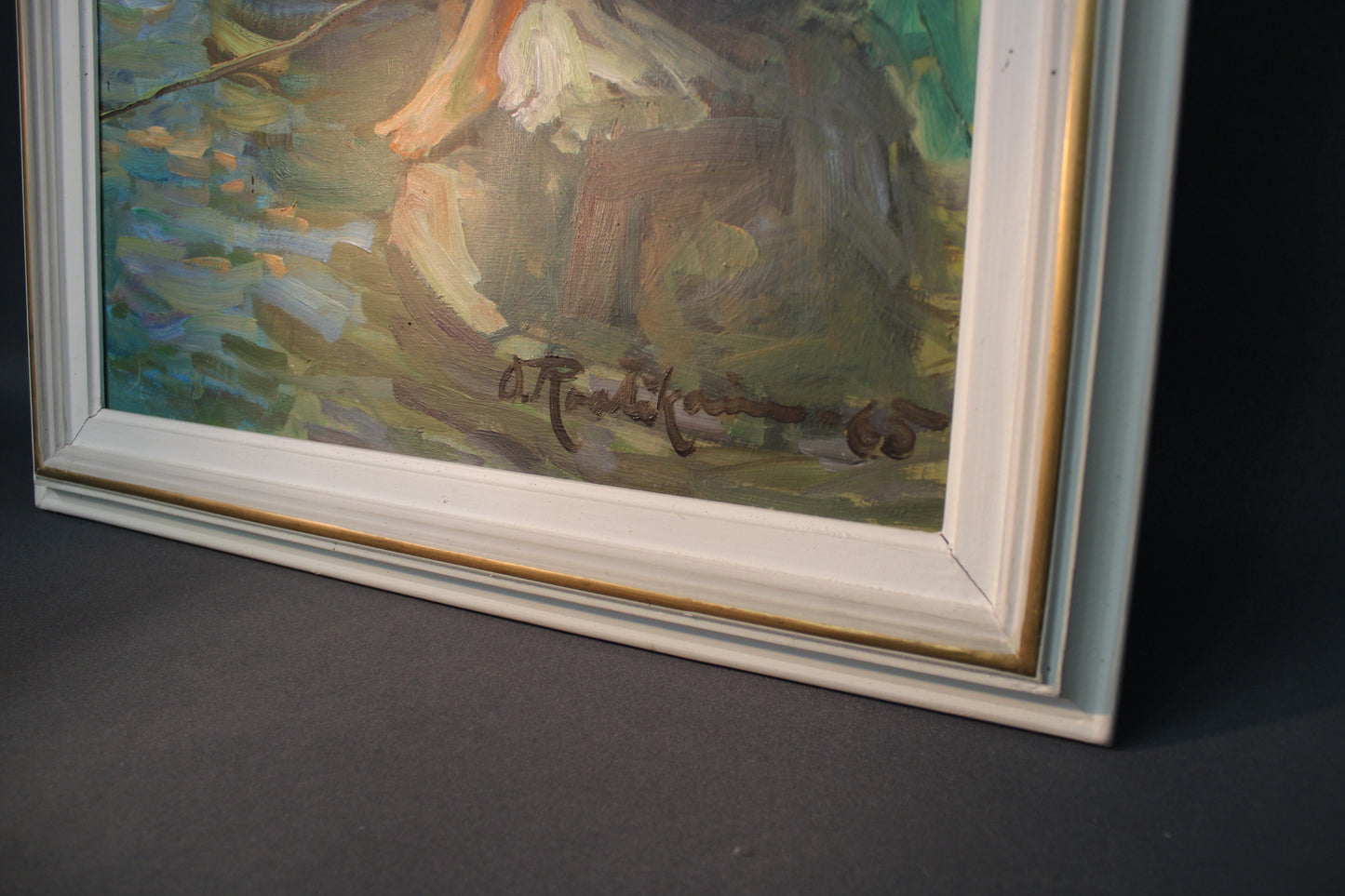 Orvo Raatikaisen signeeraus Onkipojat-maalauksessa