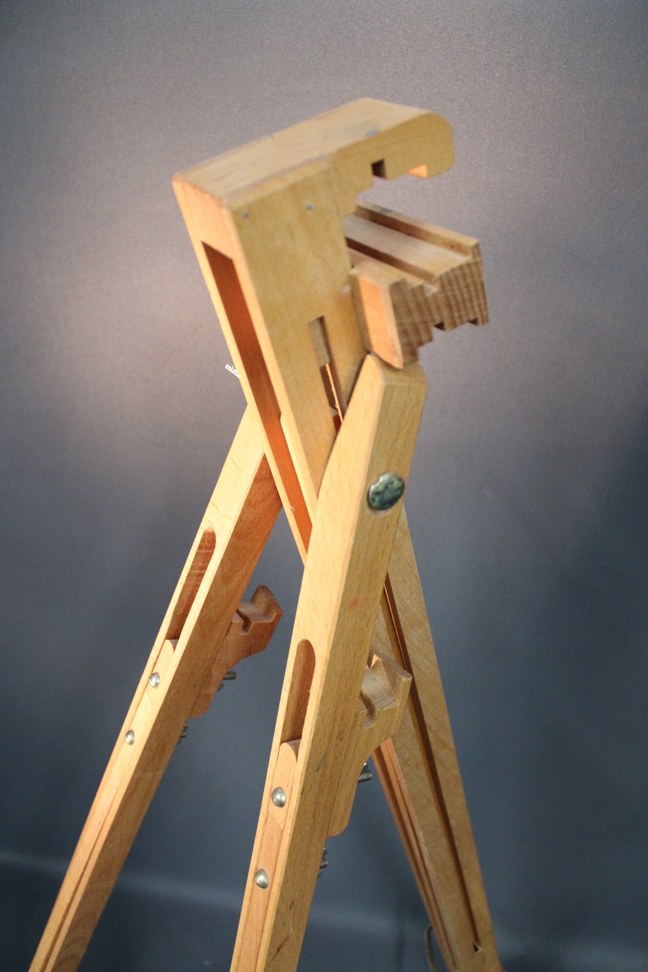 Puinen maalausteline luonnonpuusta, säädettävä taideteline, 