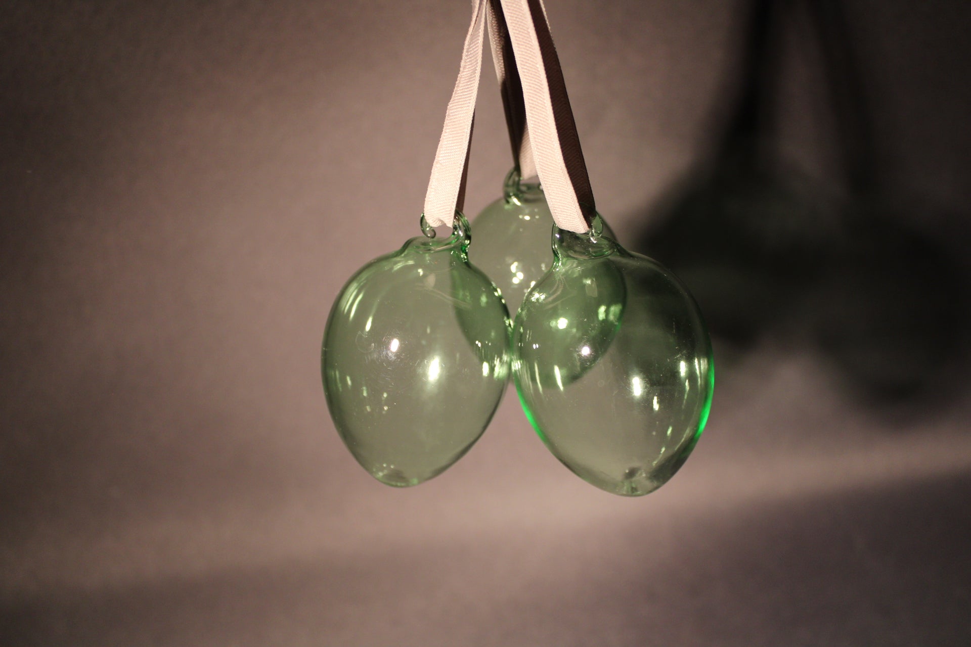 Iittala lasimuna vihreä ripustettava koriste